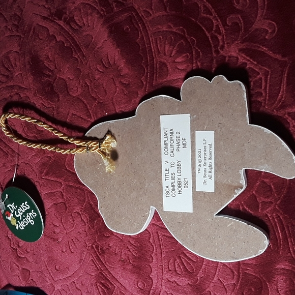 Grinch Max Christmas ordiment/ BUNDLE ONLY - Picture 3 of 3